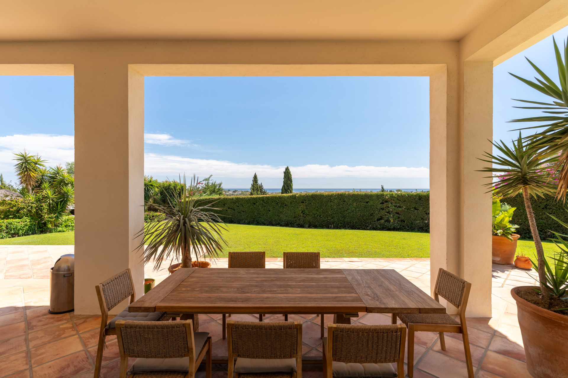 Casa de 5 Dormitorios y 4 Baños en venta en Los Almendros, Benahavís
