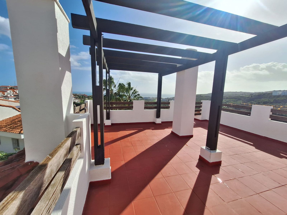 Casa de 5 Dormitorios y 4 Baños en venta en Manilva