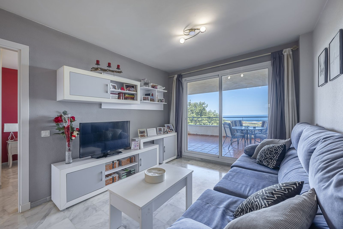 Piso de 3 Dormitorios y 2 Baños en venta en Casares