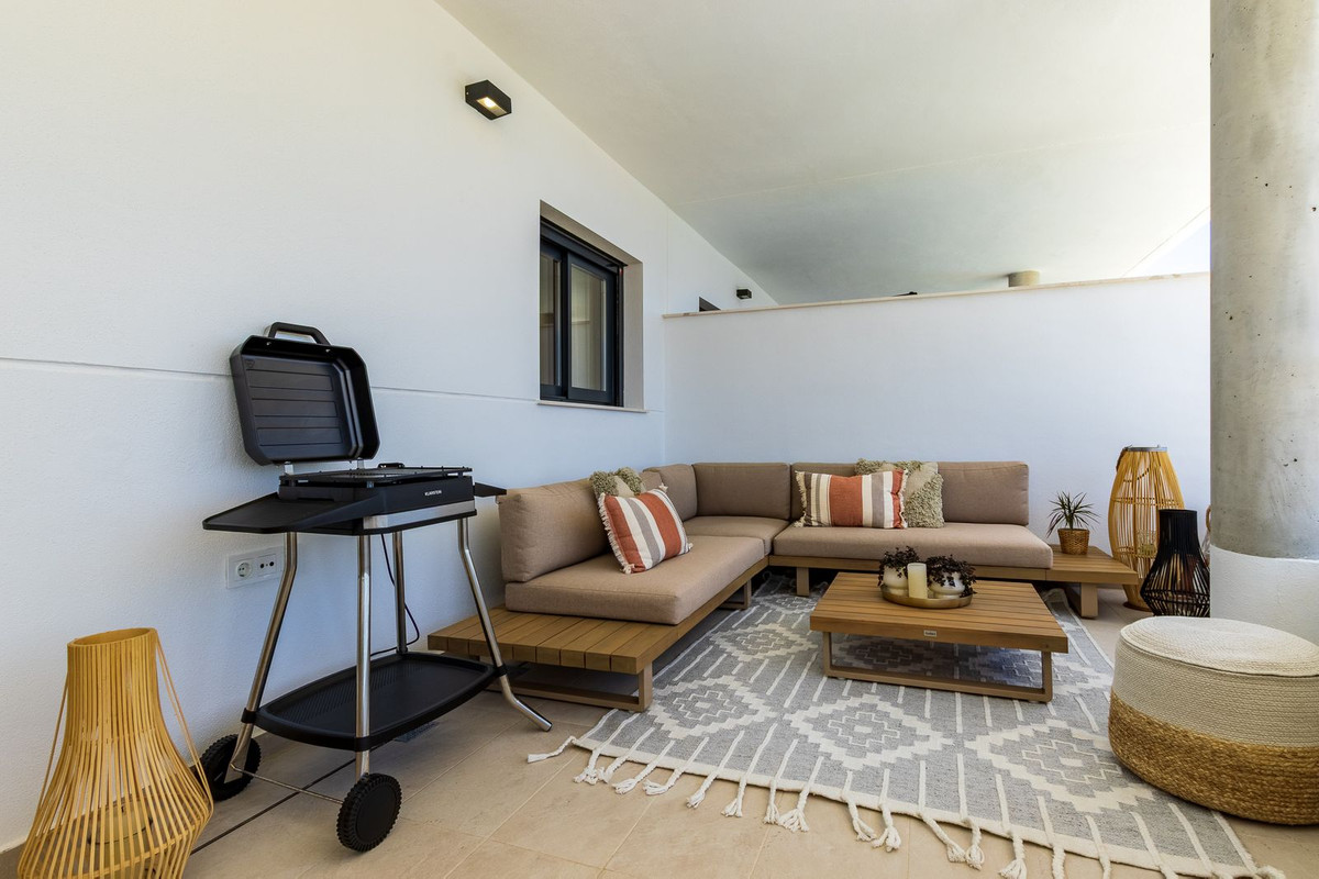 Ático de 3 Dormitorios en venta en Benalmádena