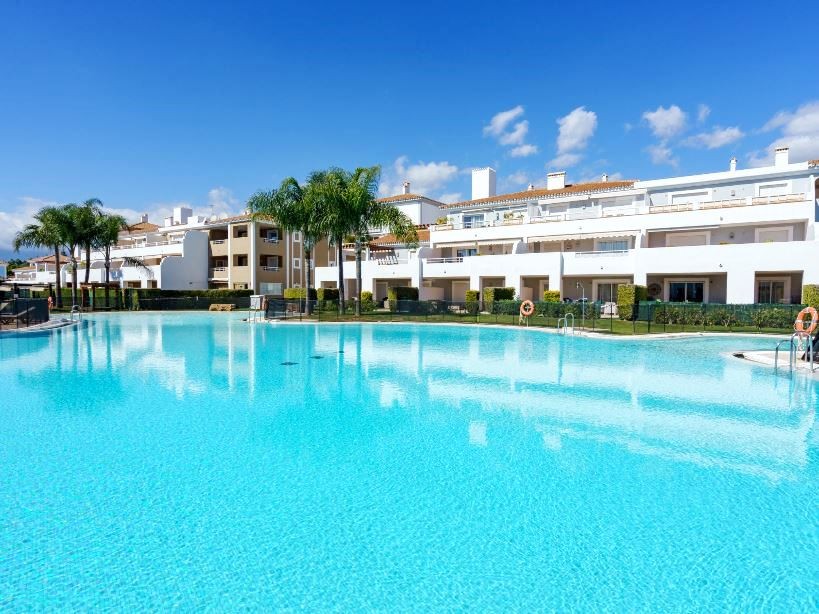 2 спални - Апартамент Ваканционен наем в La Alqueria, Estepona