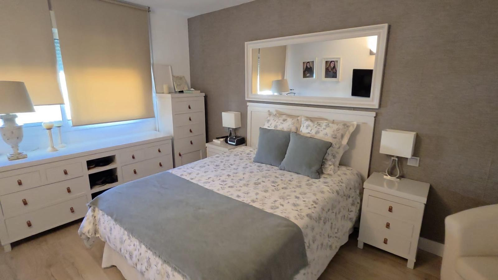 Casa Adosada de 4 Dormitorios y 3 Baños en alquiler vacacional en Nueva Andalucía, Marbella