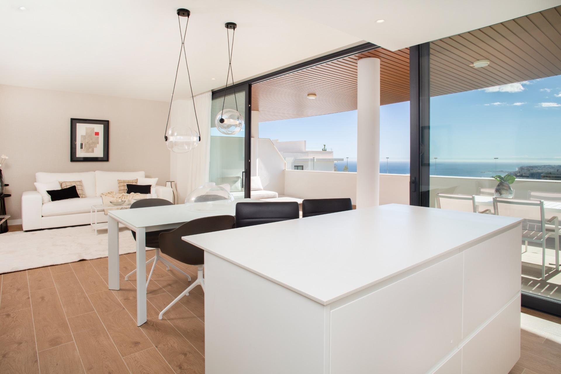 2 Bed - Apartment for Sale in Benalmadena Costa