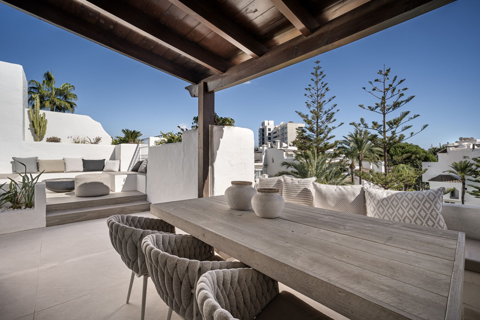 Ático de 3 Dormitorios en venta en Milla de Oro, Marbella