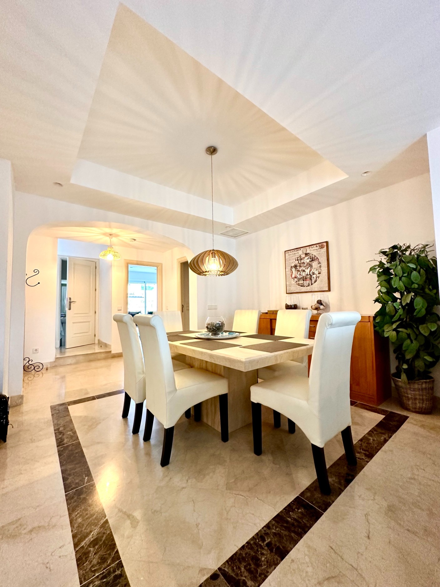 Ático de 2 Dormitorios y 2 Baños en alquiler vacacional en Sierra Blanca, Marbella