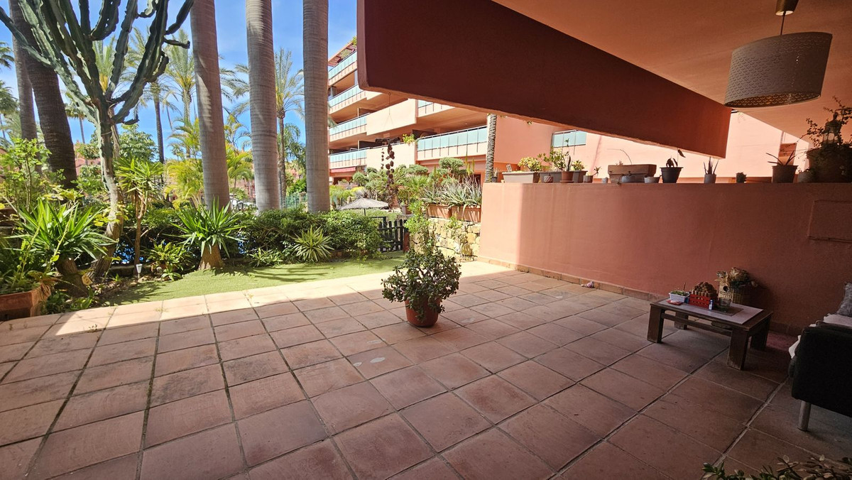 Piso de 3 Dormitorios en alquiler vacacional en Estepona