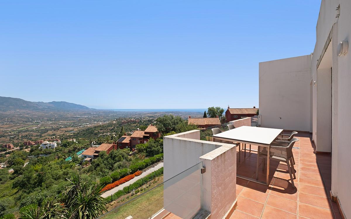 2 спални - Пентхаус за продажба в La Mairena, Marbella