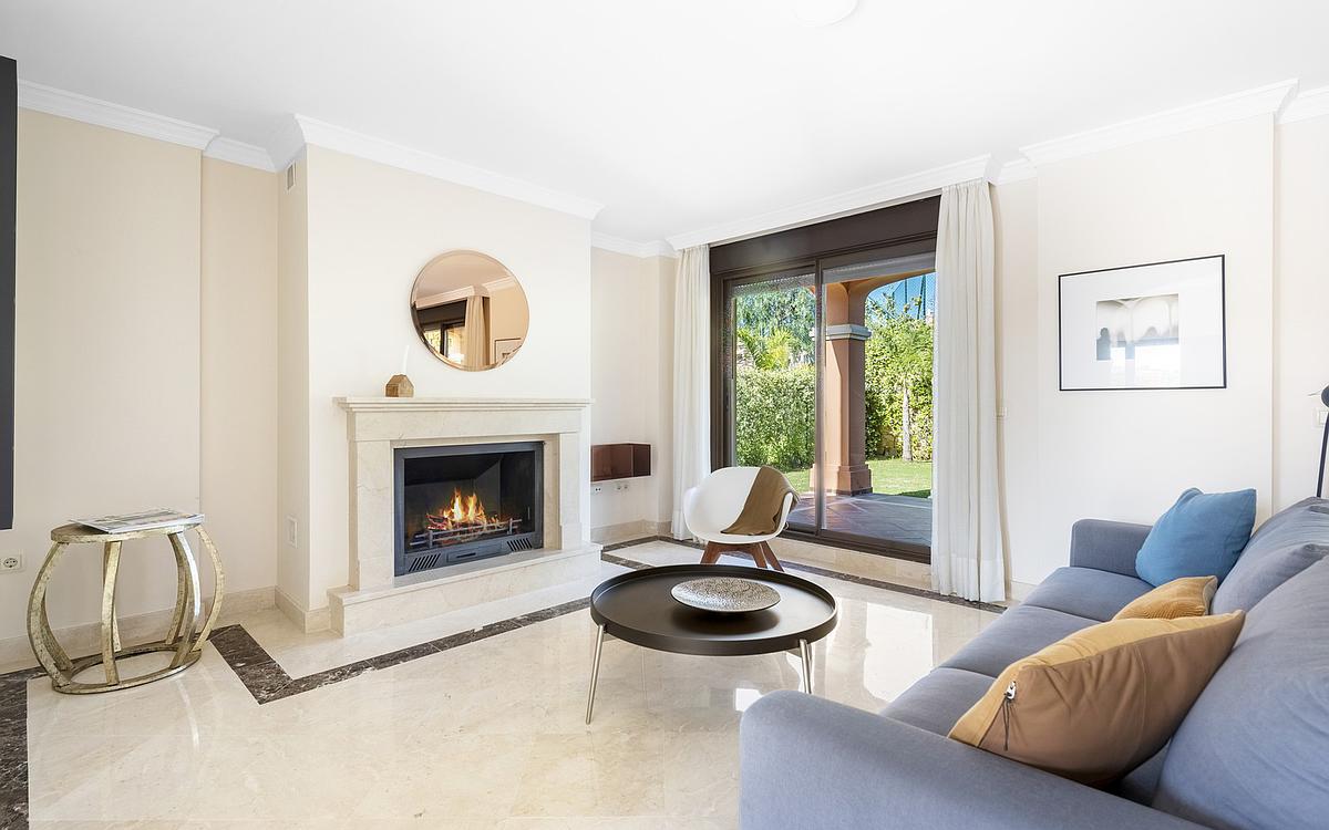 Casa de 3 Dormitorios y 2 Baños en venta en Estepona