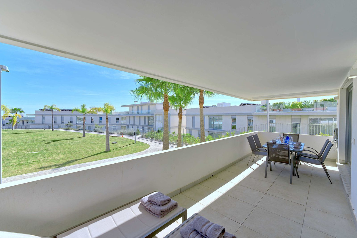 Piso de 3 Dormitorios en venta en Estepona