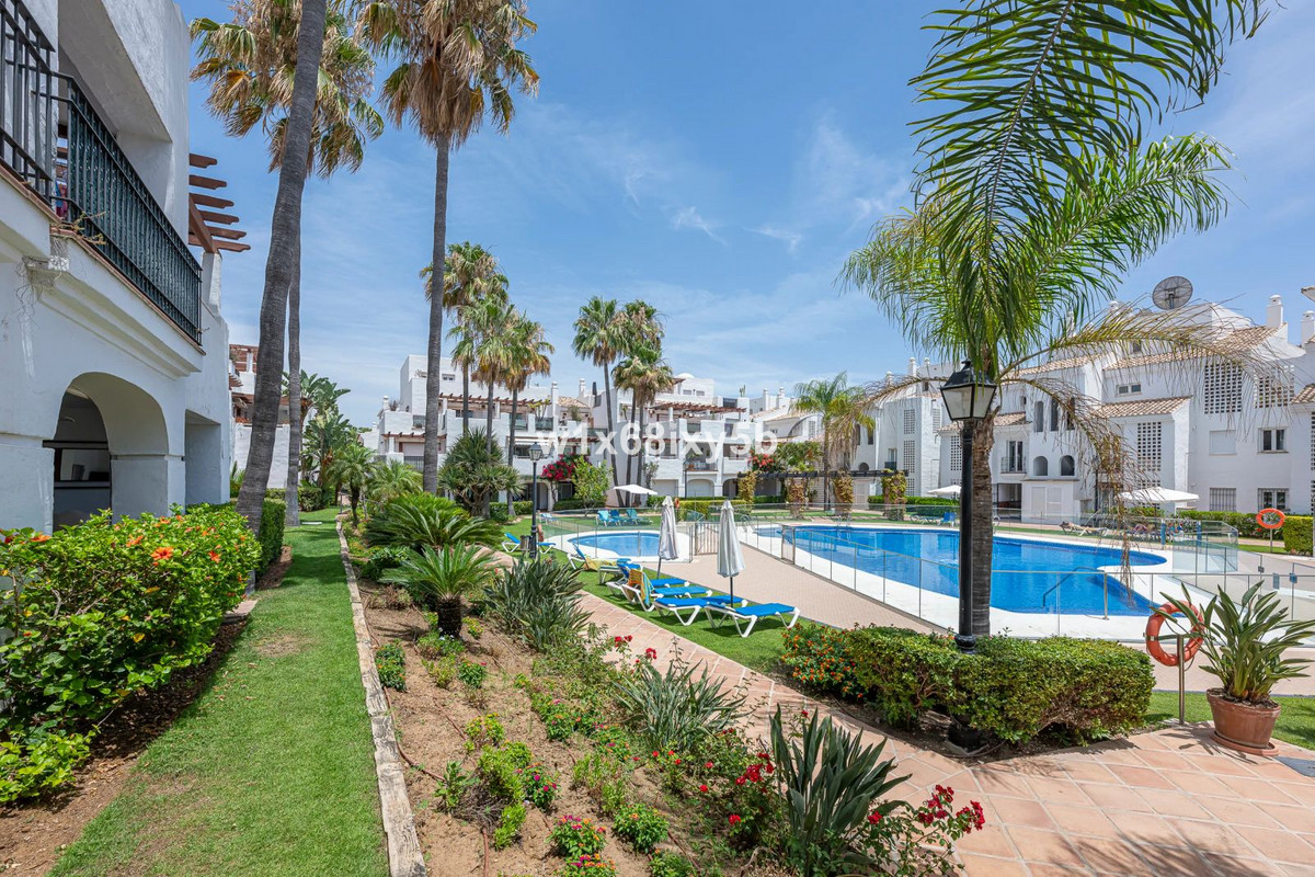 3 Bed - Apartment for Sale in San Pedro de Alcántara