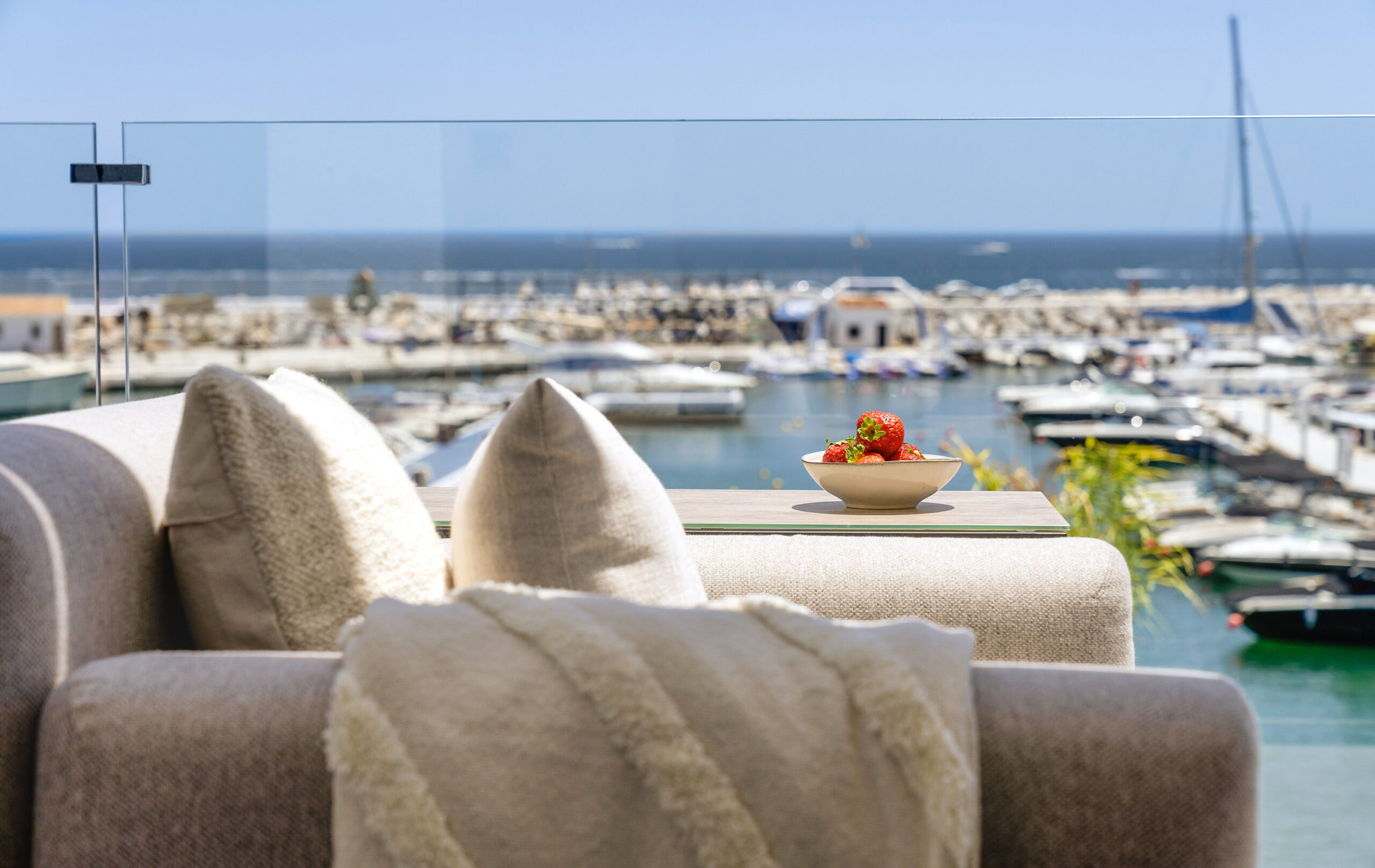 Piso de 4 Dormitorios y 4 Baños en venta en Puerto Banús, Marbella