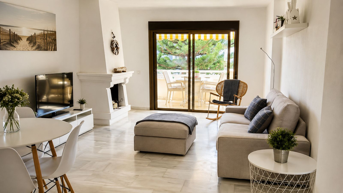 Piso de 2 Dormitorios en venta en La Cala de Mijas