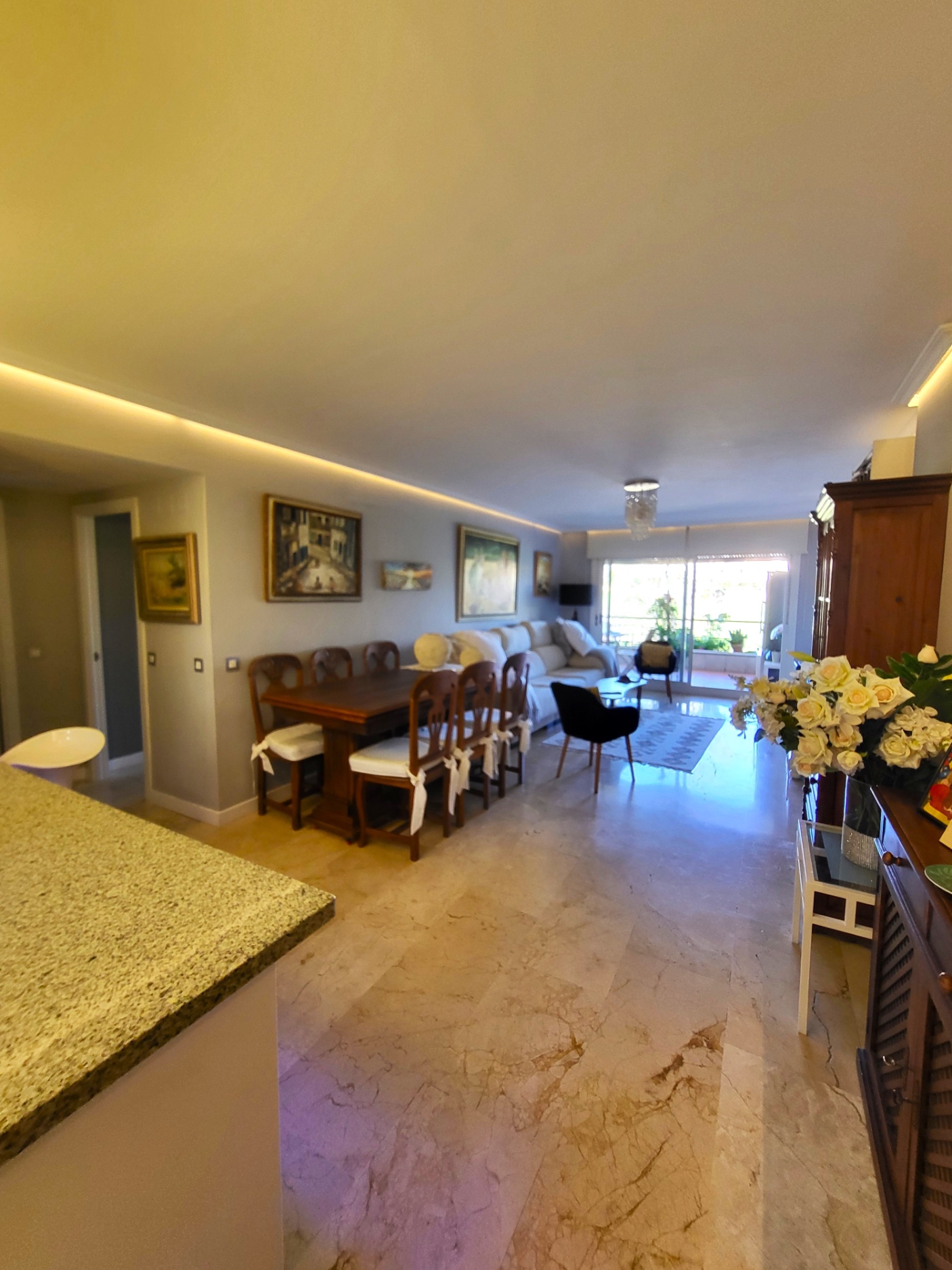 Piso de 2 Dormitorios en venta en Guadalmina Alta, San Pedro de Alcántara