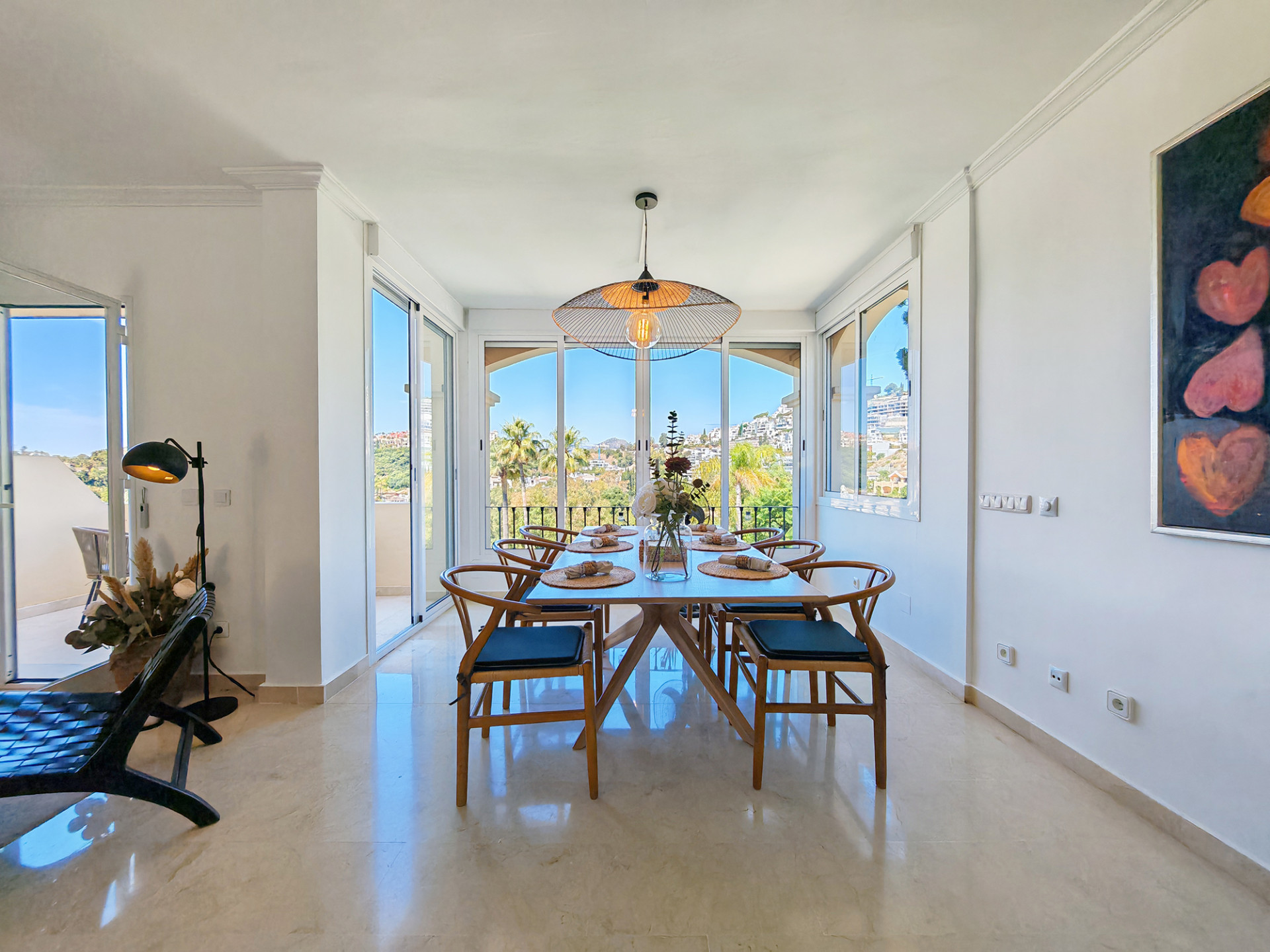 2 Bed - Penthouse for Sale in La Quinta, Benahavis