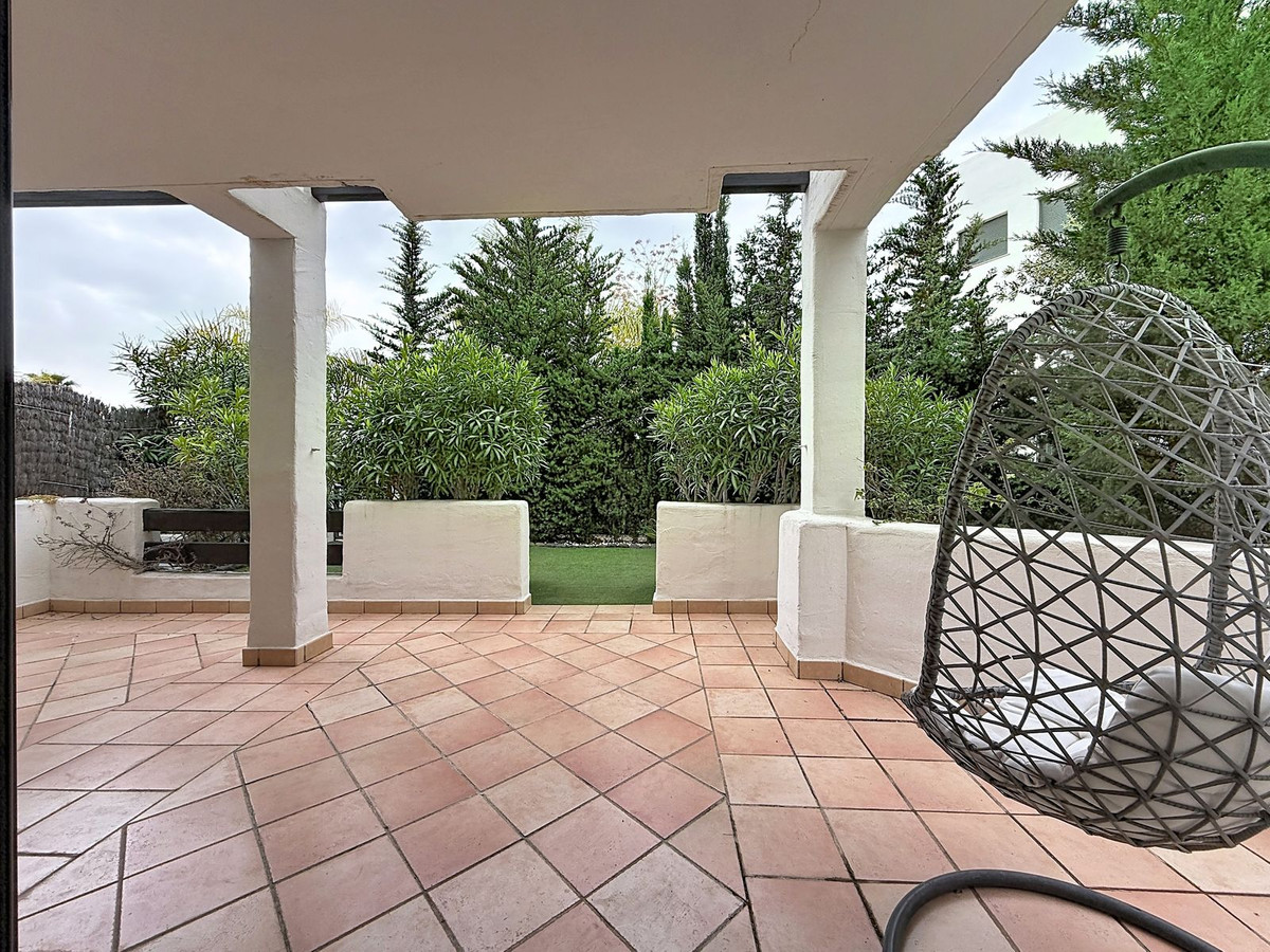 3 Bed - Apartment for Sale in New Golden Mile, Estepona