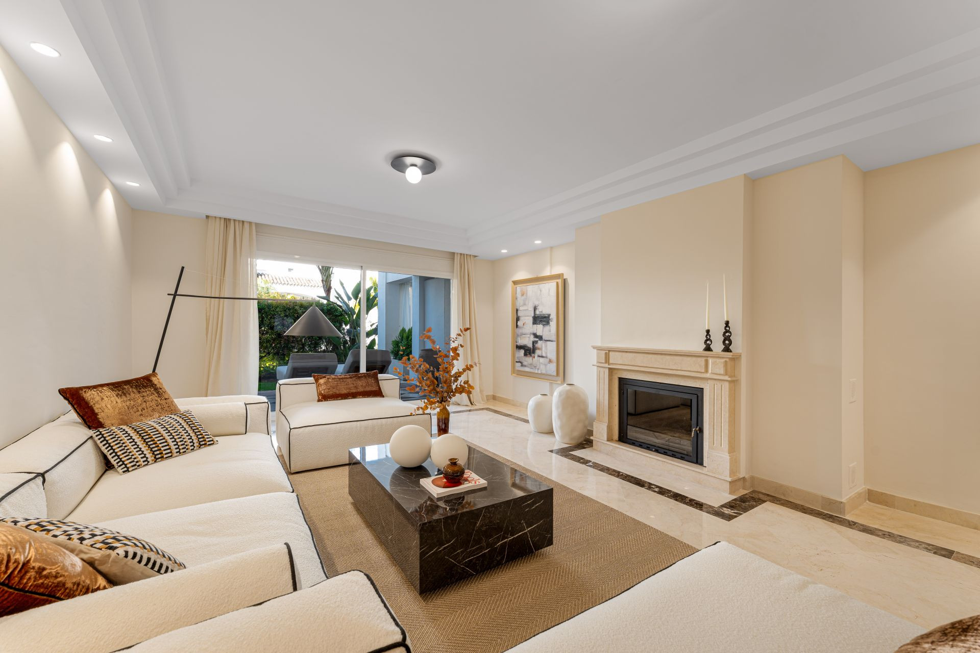 Piso de 3 Dormitorios en venta en Sierra Blanca, Marbella