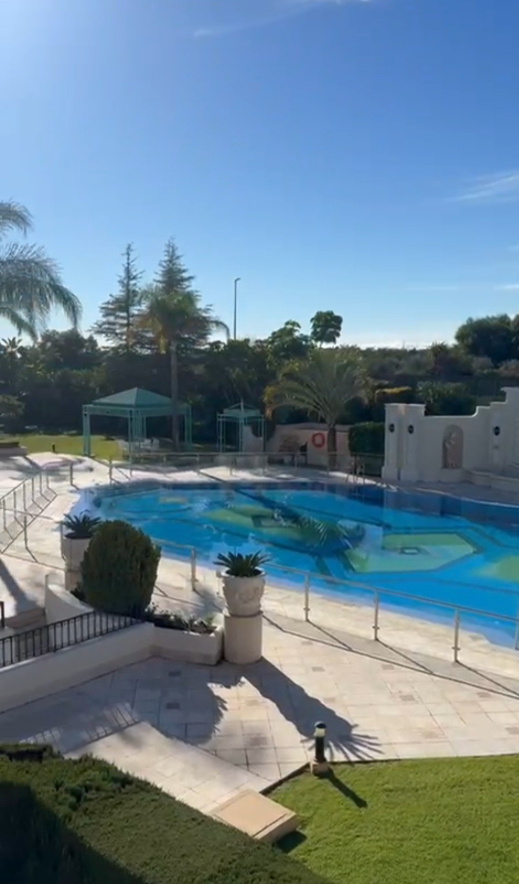Piso de 3 Dormitorios en venta en Milla de Oro, Marbella