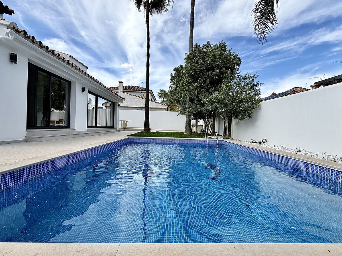 5 кровать 4 ванна Вилла для сдачи в Puerto Banús