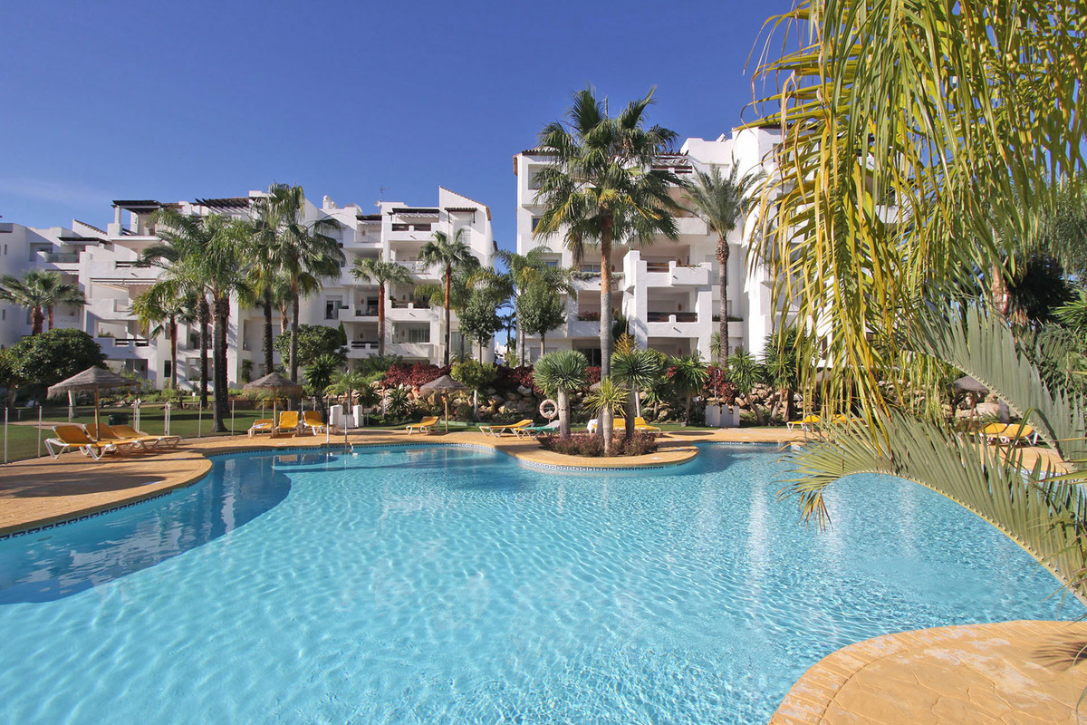 Piso de 3 Dormitorios en alquiler vacacional en Marbella