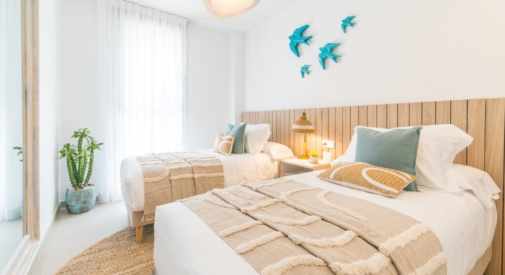 Piso de 3 Dormitorios en venta en Cancelada, Estepona