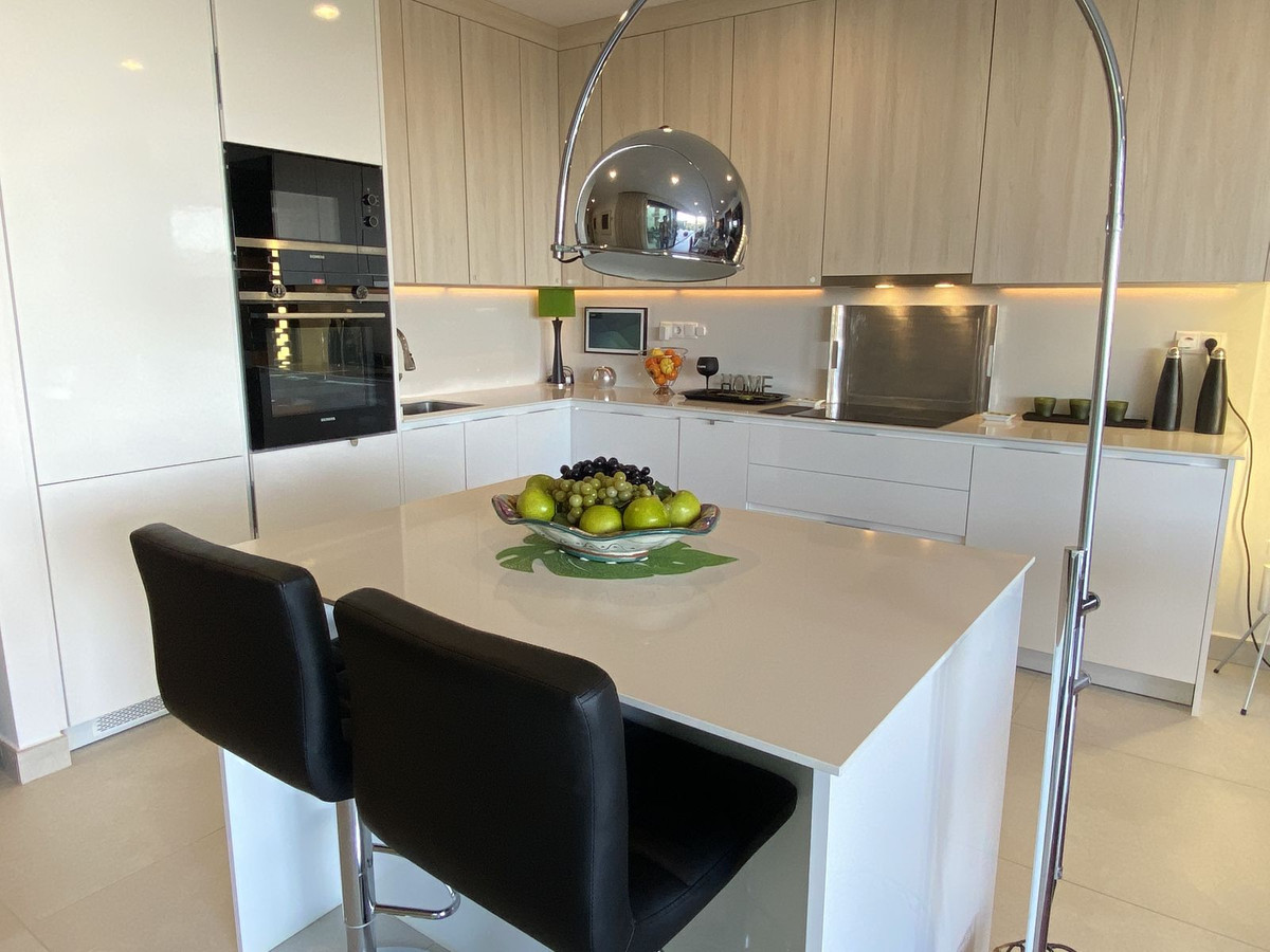 Casa Adosada de 3 Dormitorios y 3 Baños en venta en Casares