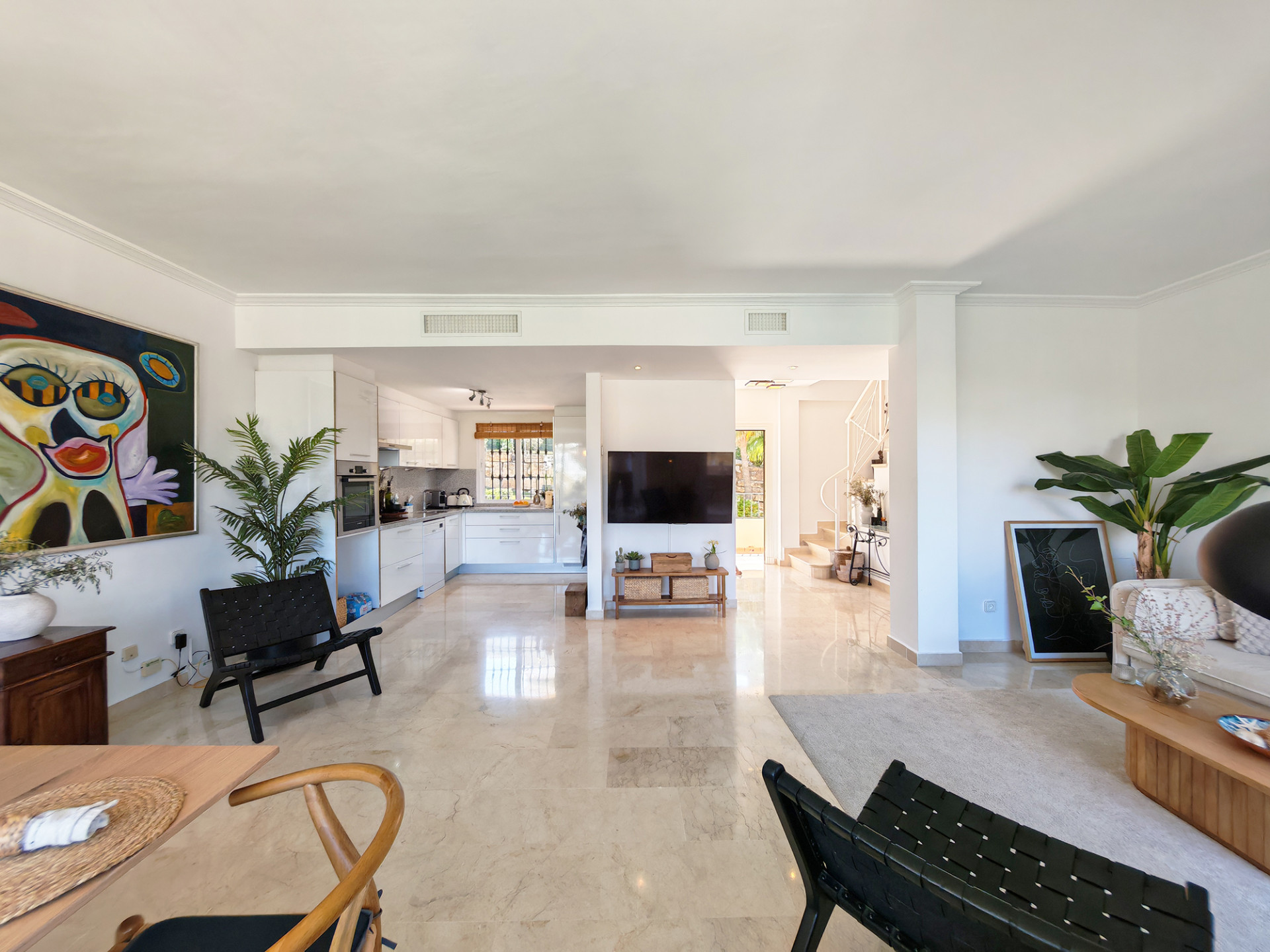 2 Bed - Penthouse for Sale in La Quinta, Benahavis
