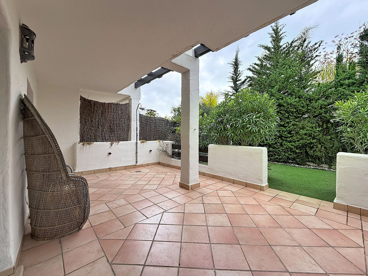 3 Bed - Apartment for Sale in New Golden Mile, Estepona