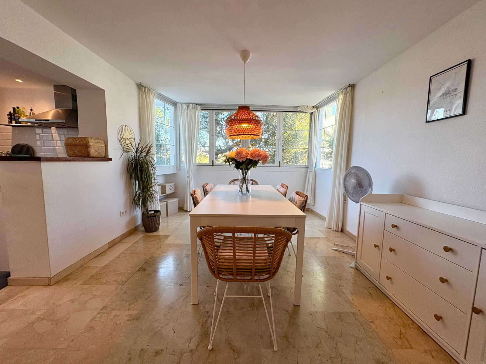 Casa de 3 Dormitorios en alquiler en Estepona