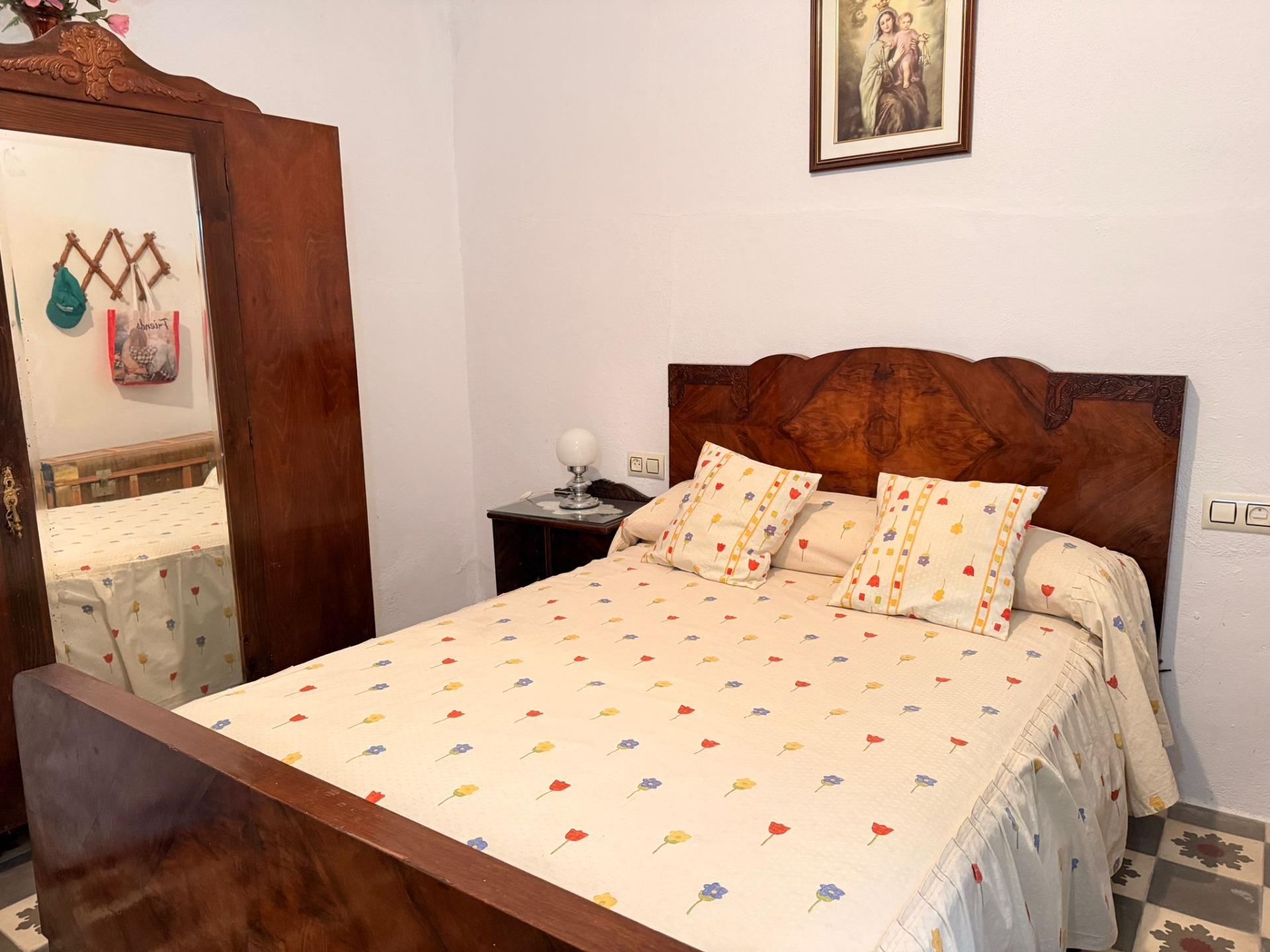 Casa Adosada de 3 Dormitorios en venta en Cóbdar