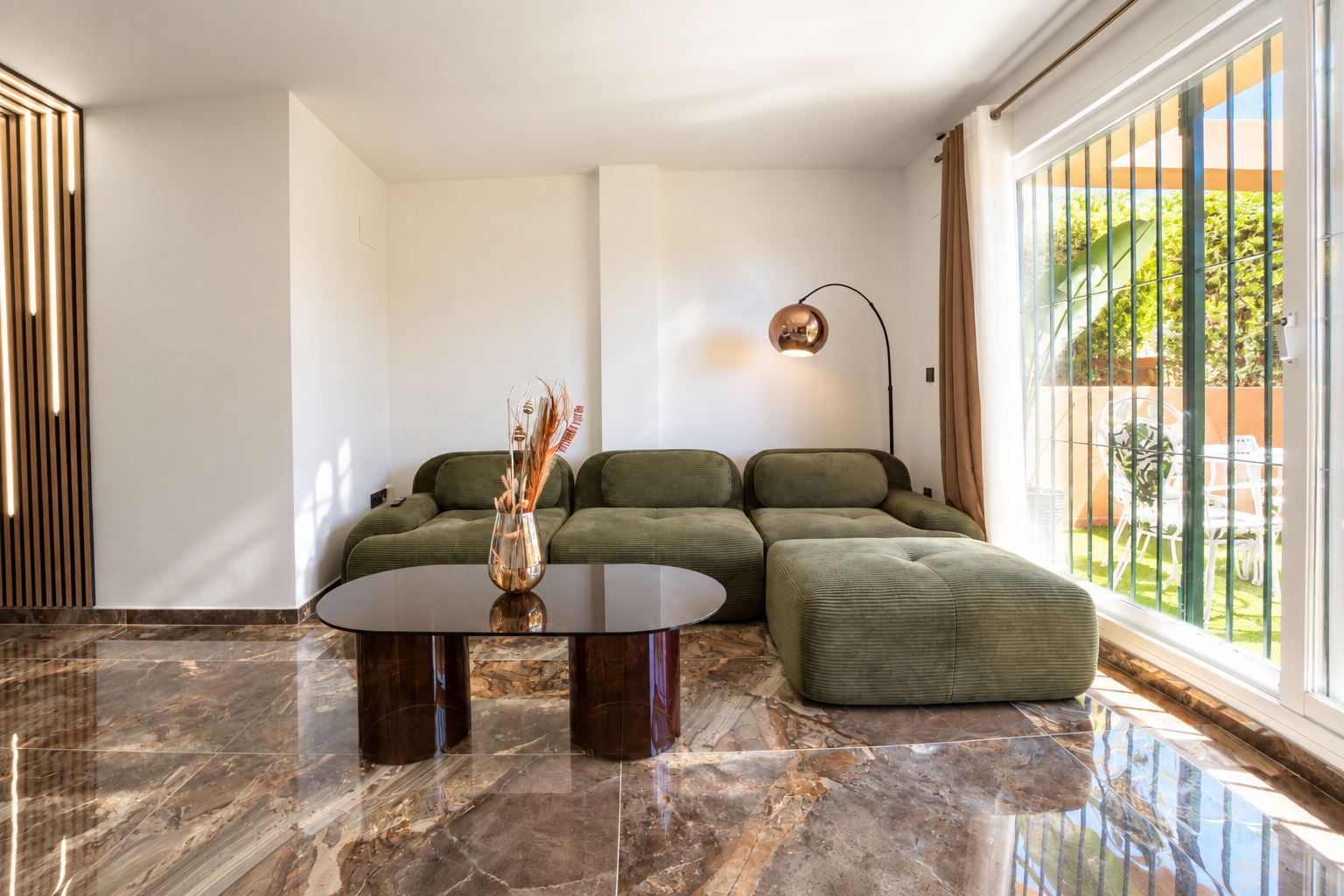 3 Bed, 2 Bath - Apartment for Rent in Elviria, Marbella