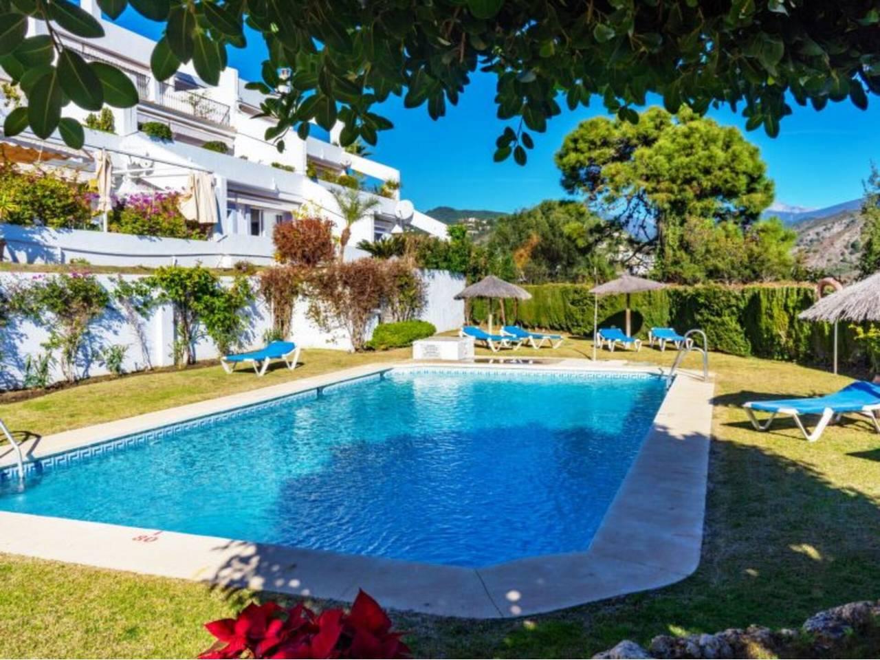 Piso de 3 Dormitorios en alquiler vacacional en Nueva Andalucía, Marbella