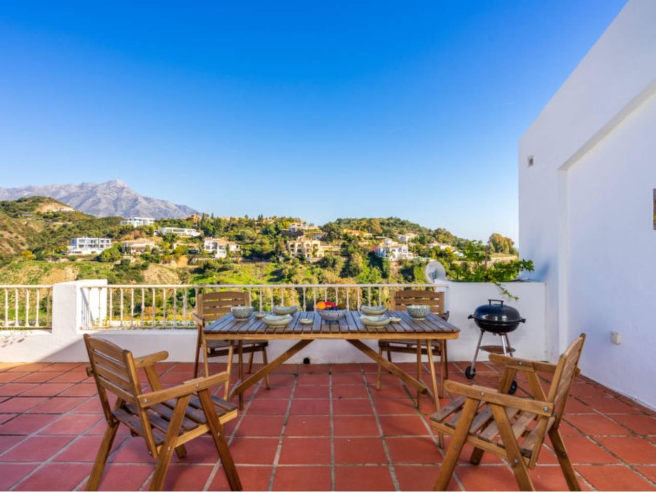 Piso de 3 Dormitorios en alquiler vacacional en Nueva Andalucía, Marbella
