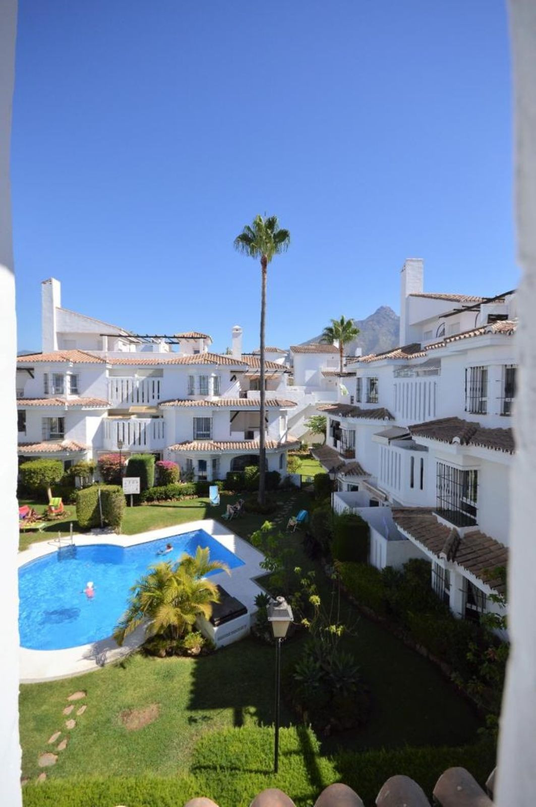 1 Bed - Penthouse for Sale in Nueva Andalucia, Marbella