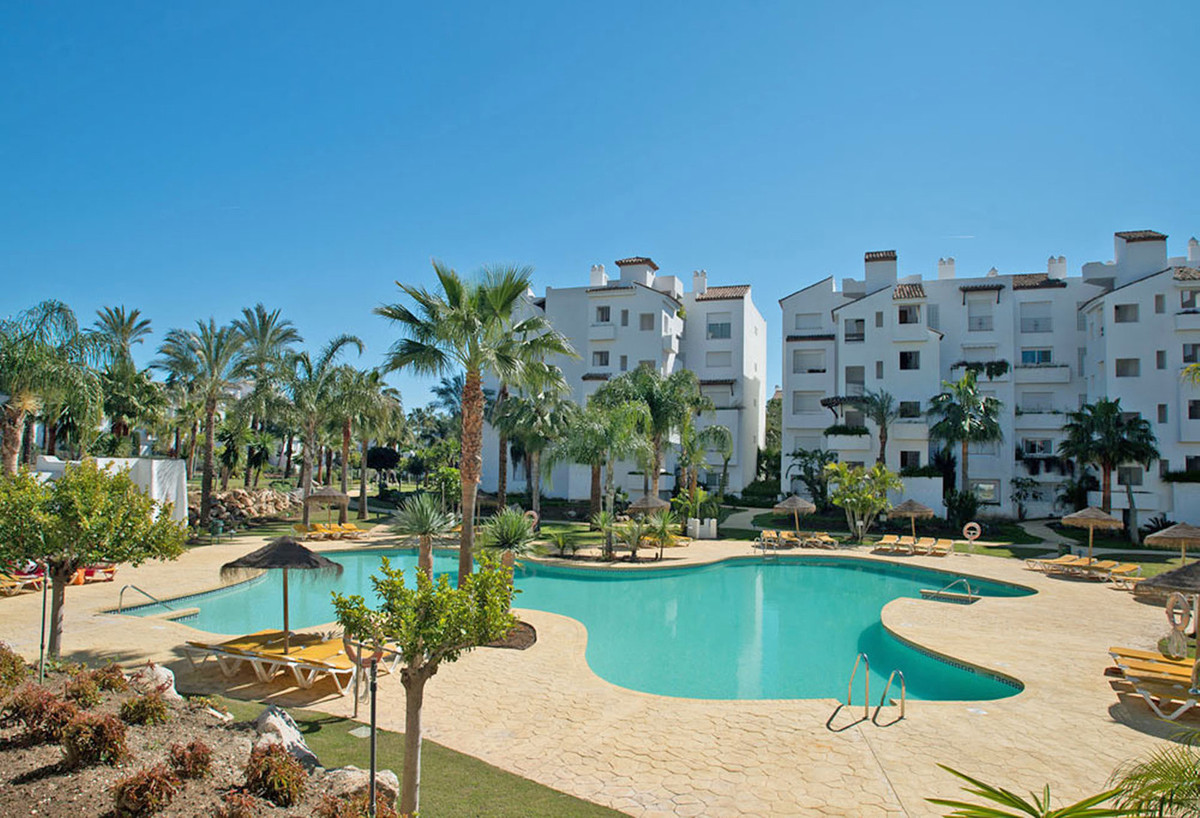 Piso de 3 Dormitorios en alquiler vacacional en Marbella