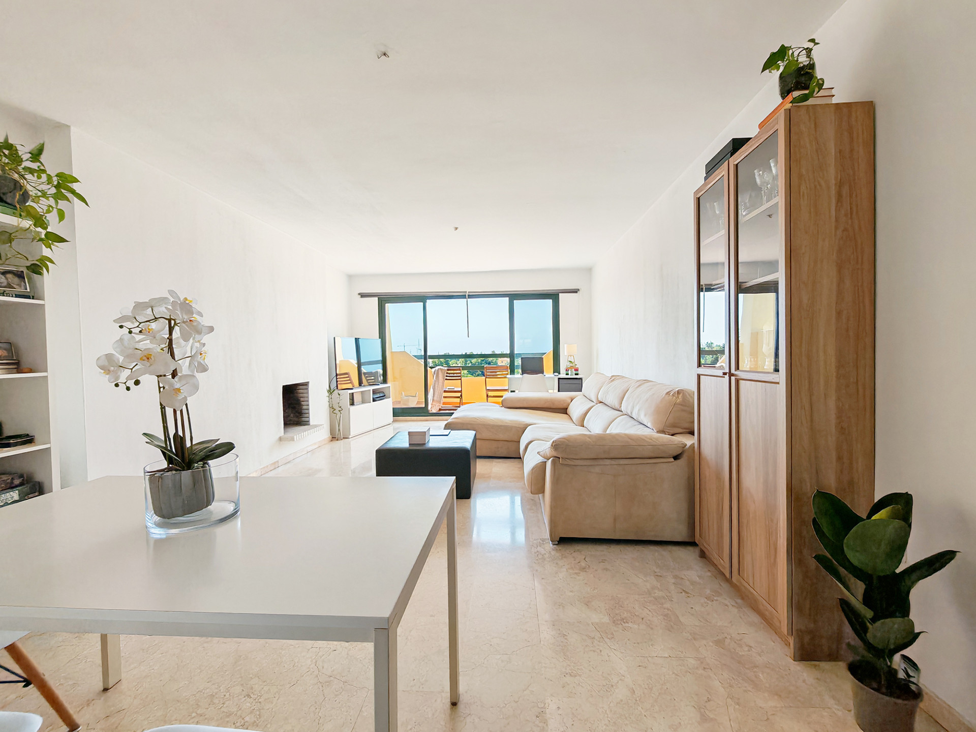Ático de 3 Dormitorios en venta en Estepona