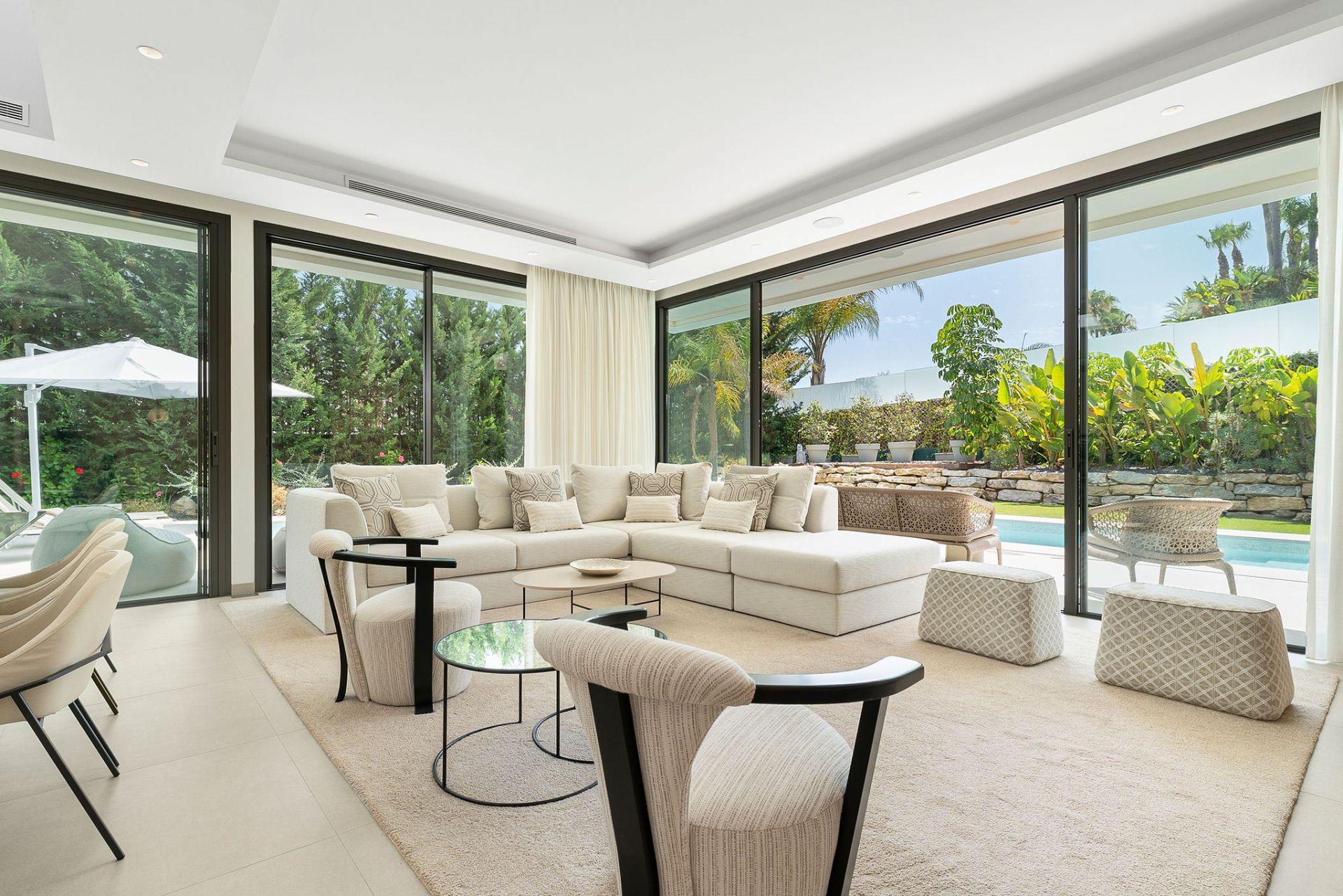 Casa de 4 Dormitorios en venta en Nueva Andalucía, Marbella