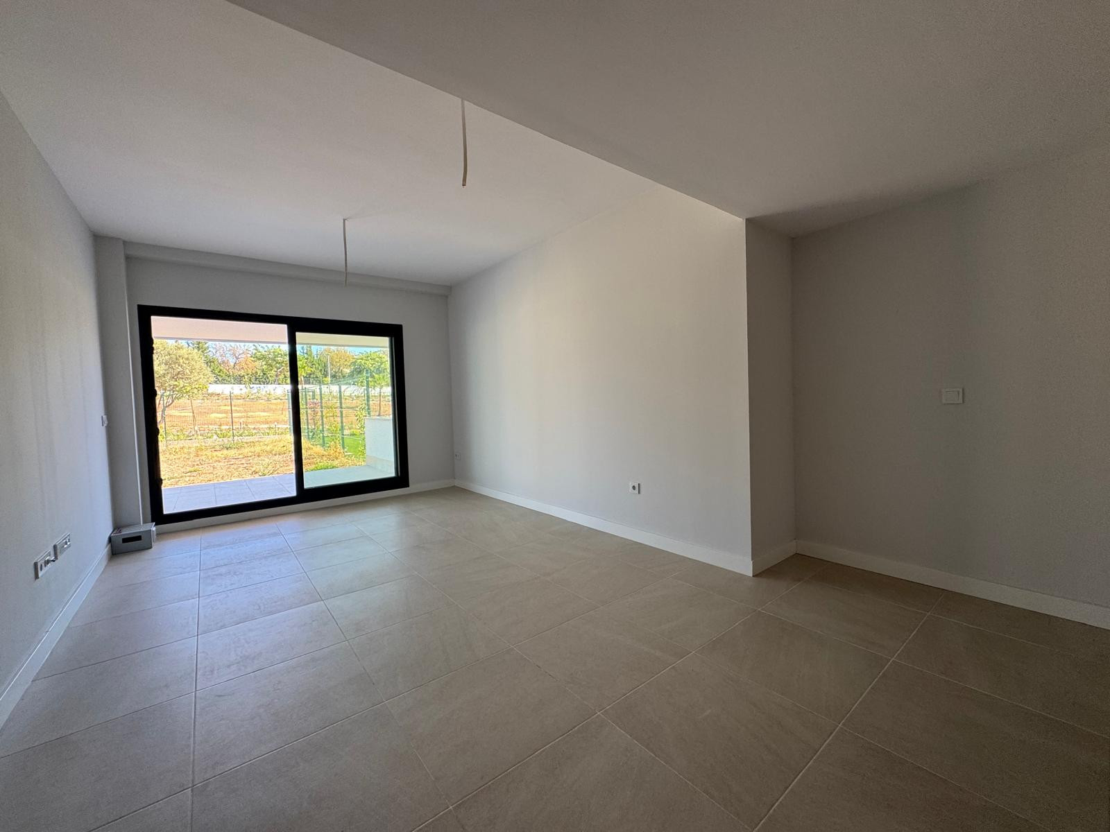 Piso de 2 Dormitorios y 2 Baños en venta en Estepona