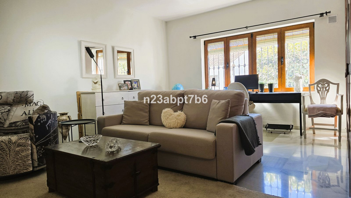 Piso de 2 Dormitorios en venta en Benahavís