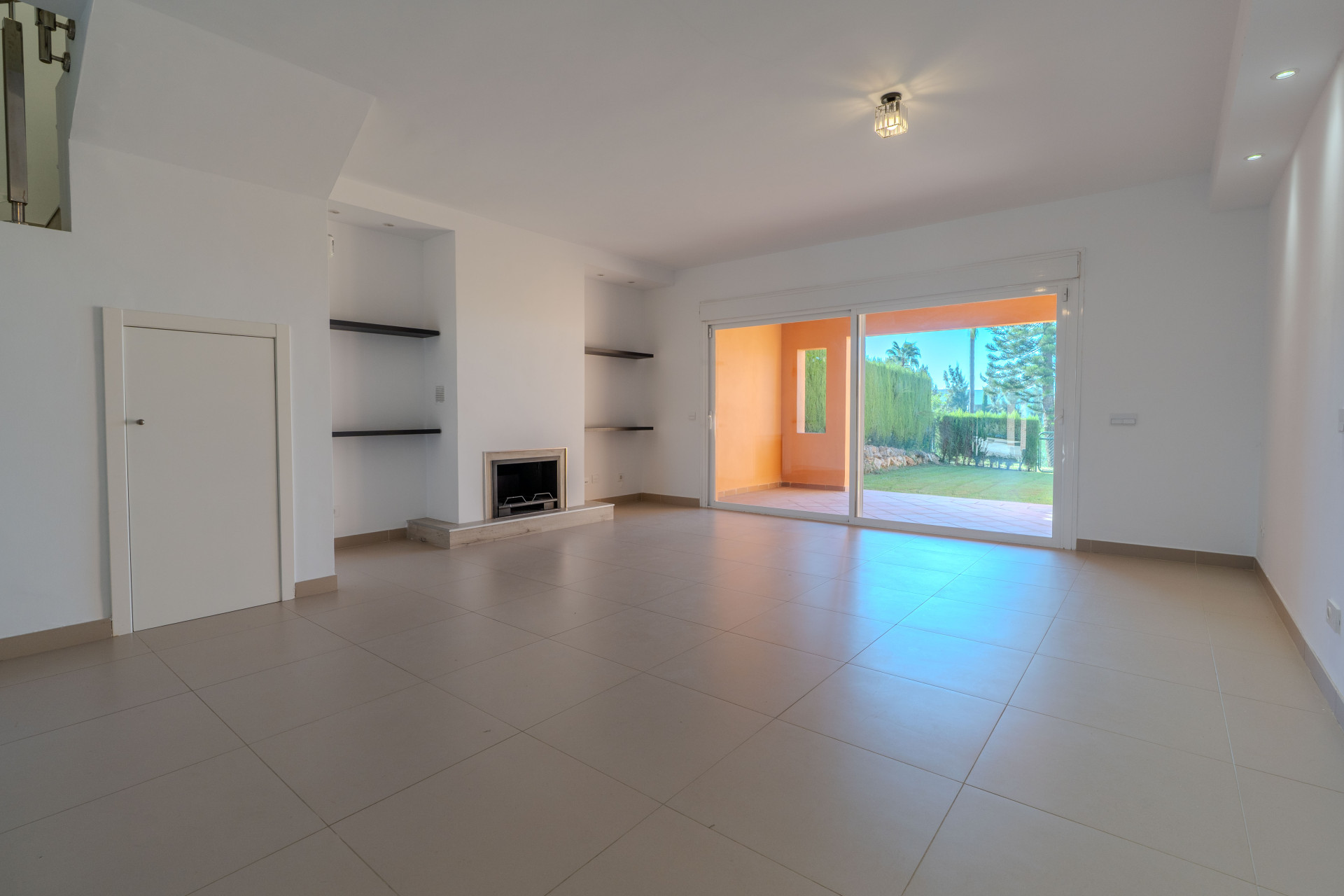 3 кровать Таунхаус для продажи в El Paraiso, Estepona