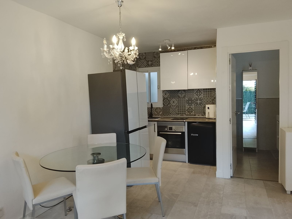 2 кровать 1 ванна Квартира для продажи в New Golden Mile, Estepona