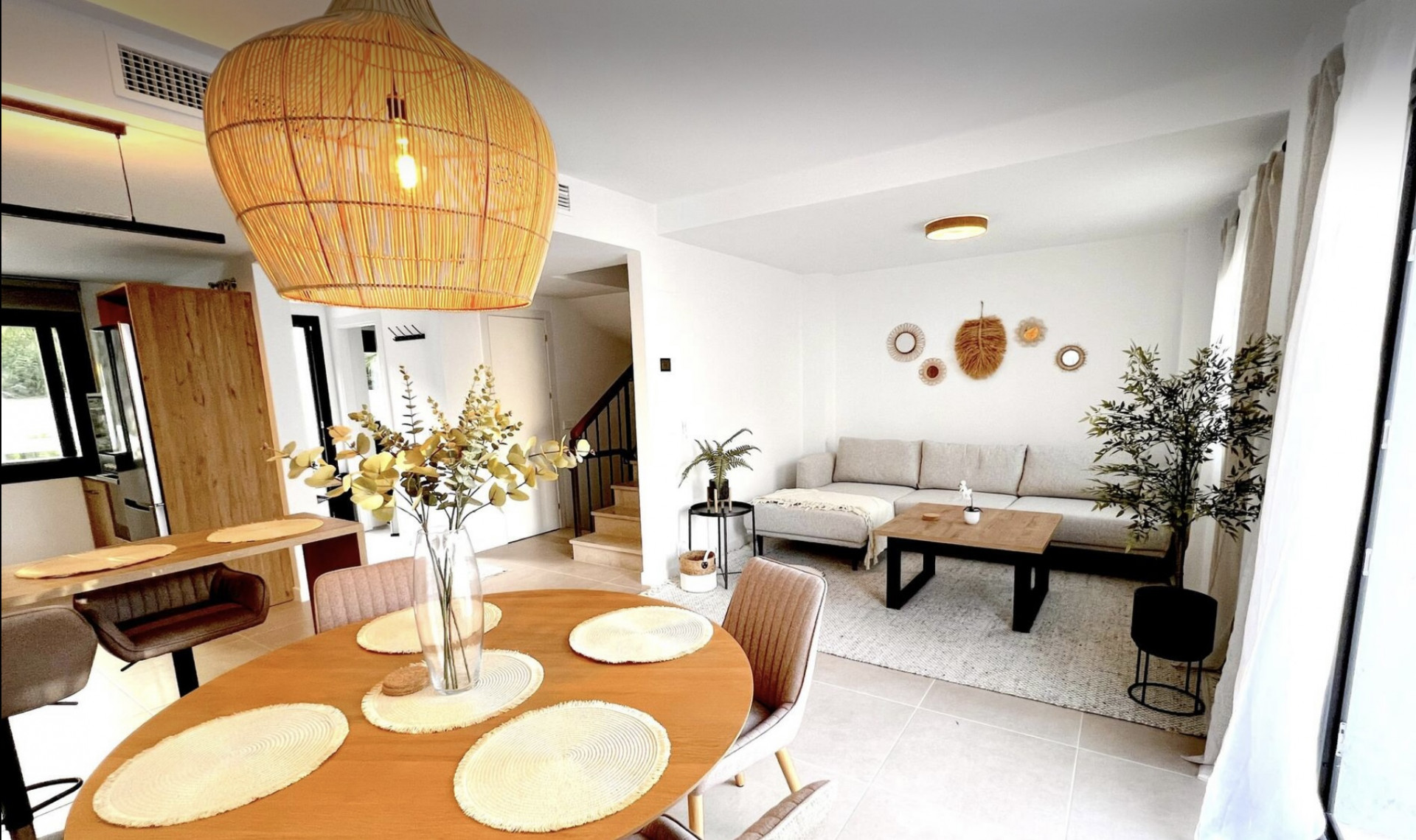 Casa de 3 Dormitorios en alquiler en Benahavís