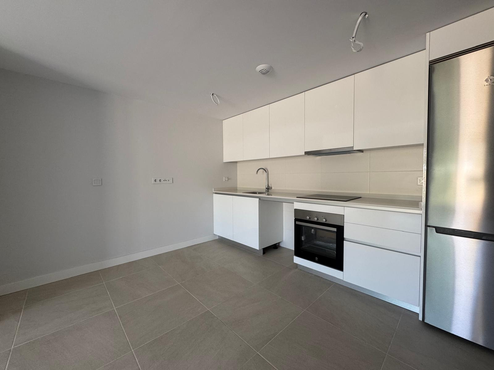 Piso de 2 Dormitorios y 2 Baños en venta en Estepona
