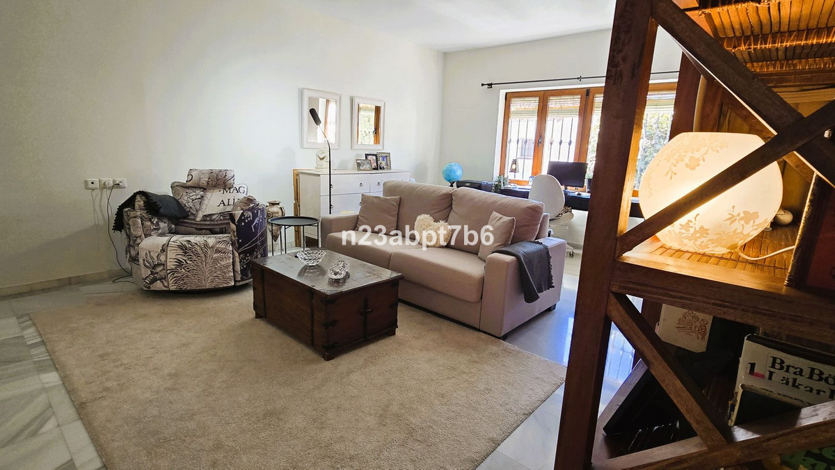 Piso de 2 Dormitorios en venta en Benahavís
