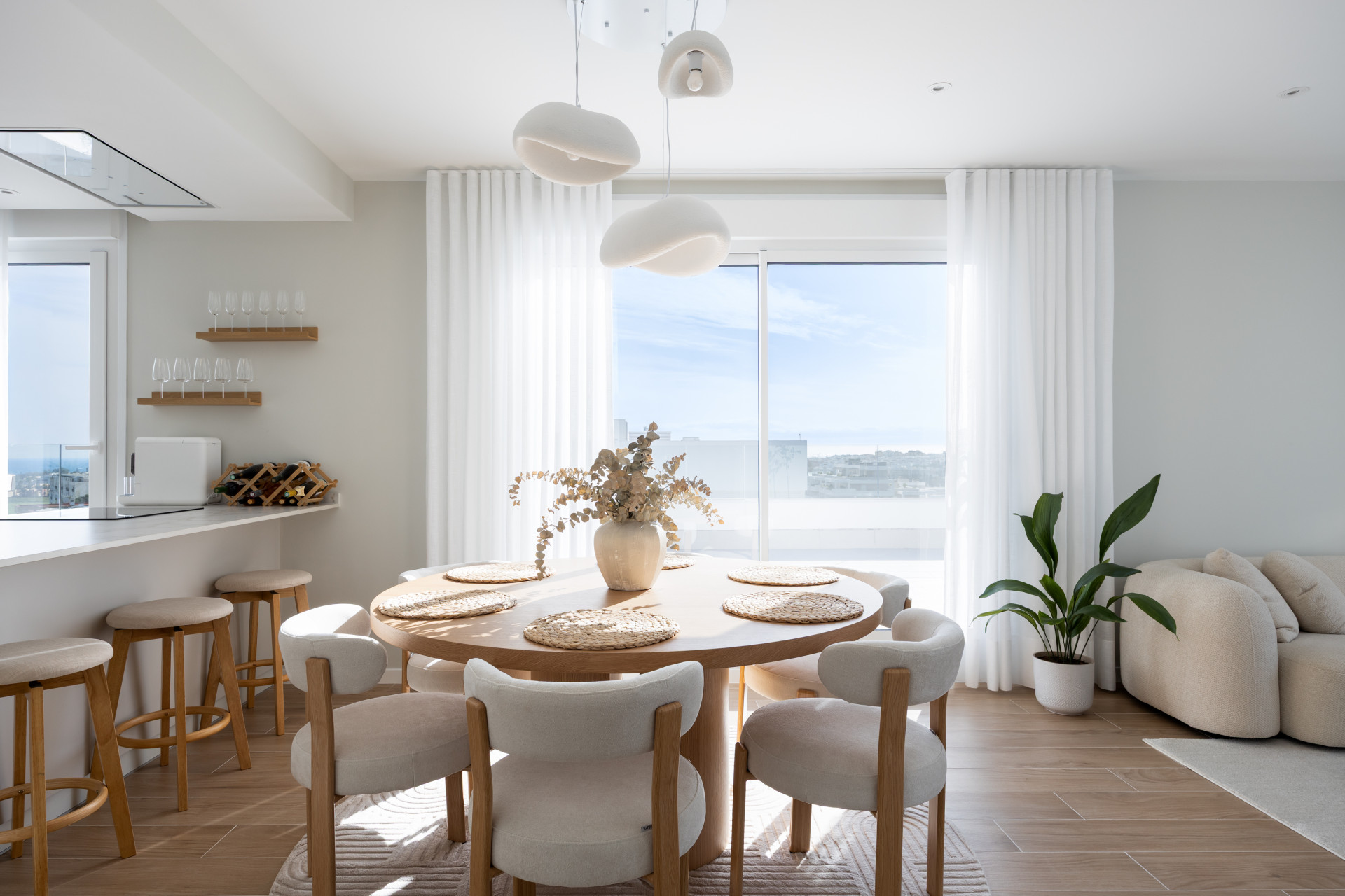 4 спални - Пентхаус за продажба в Nueva Andalucia, Marbella