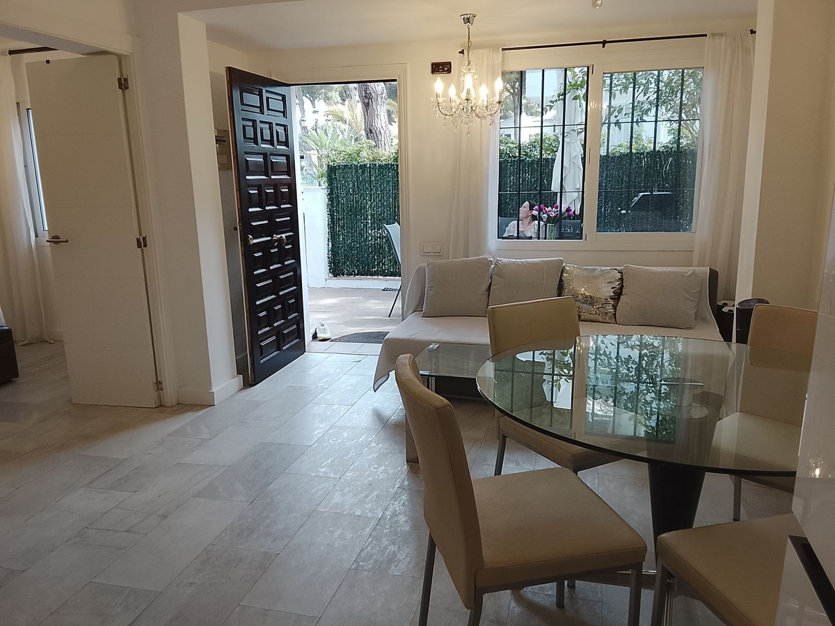 2 кровать 1 ванна Квартира для продажи в New Golden Mile, Estepona