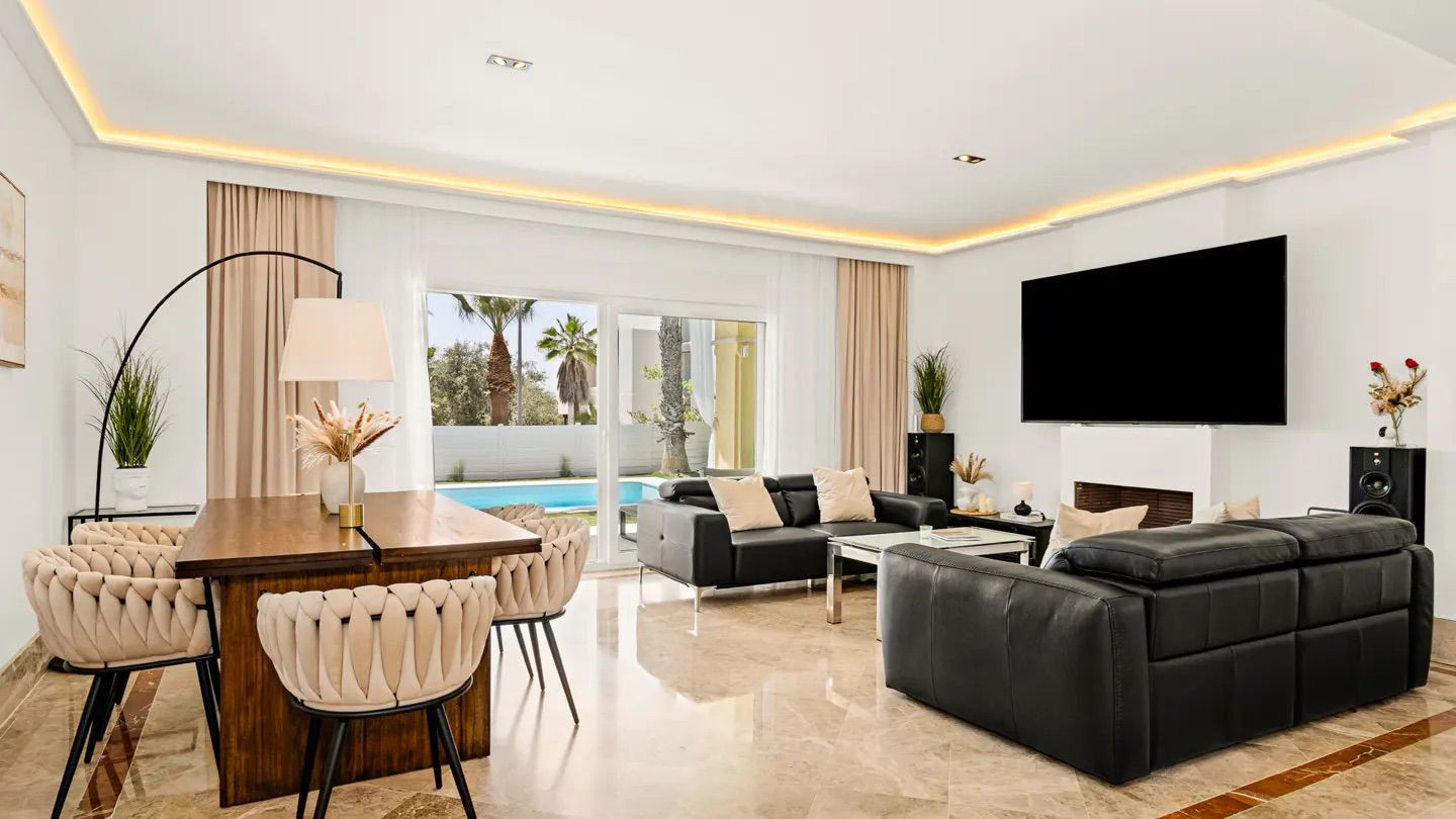 4 спални, 4 бани - Вила за продажба в Marbella