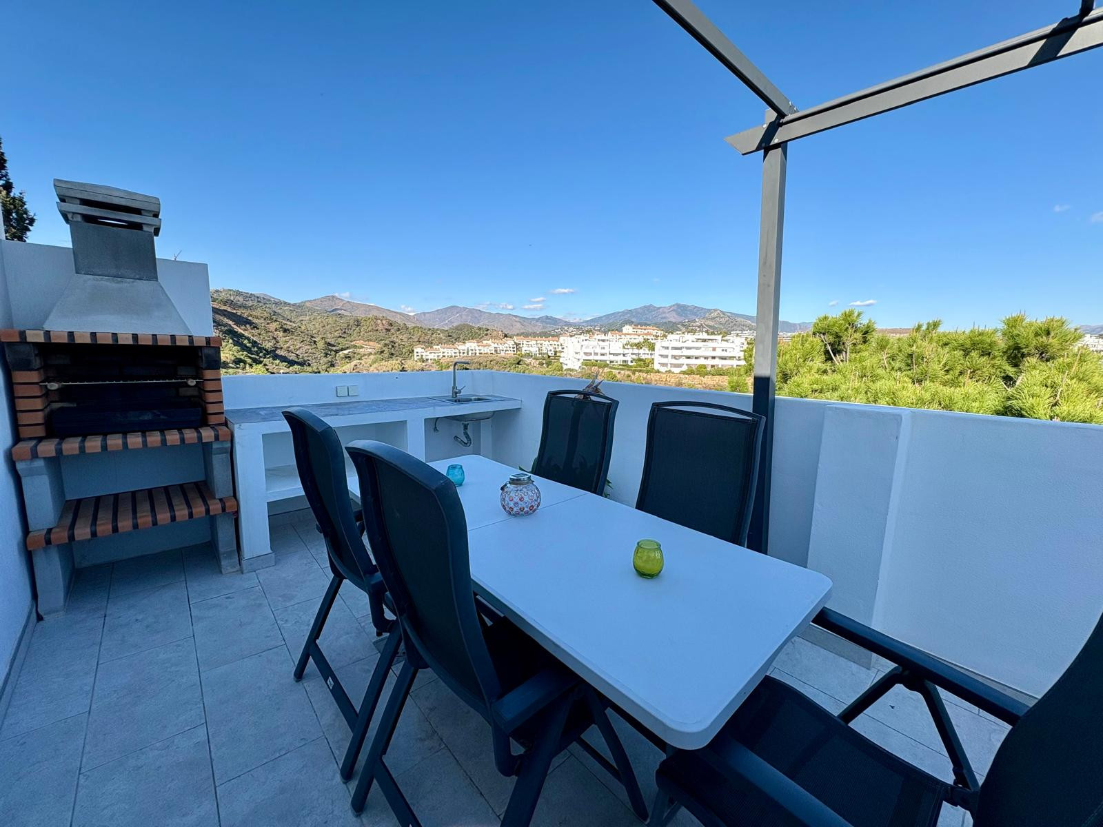 Casa de 3 Dormitorios en alquiler en Estepona