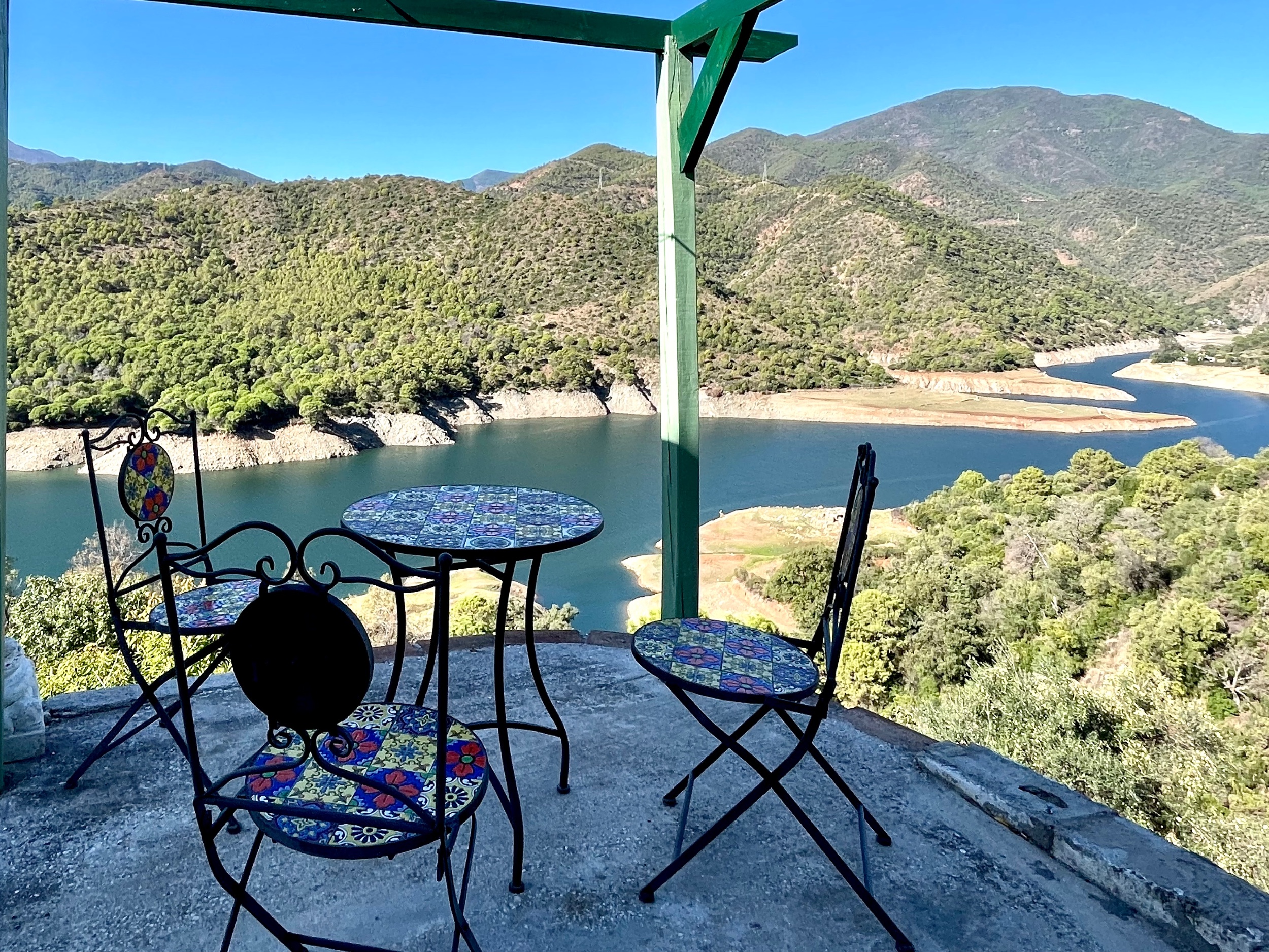 Finca de 3 Dormitorios y 3 Baños en venta en Istán