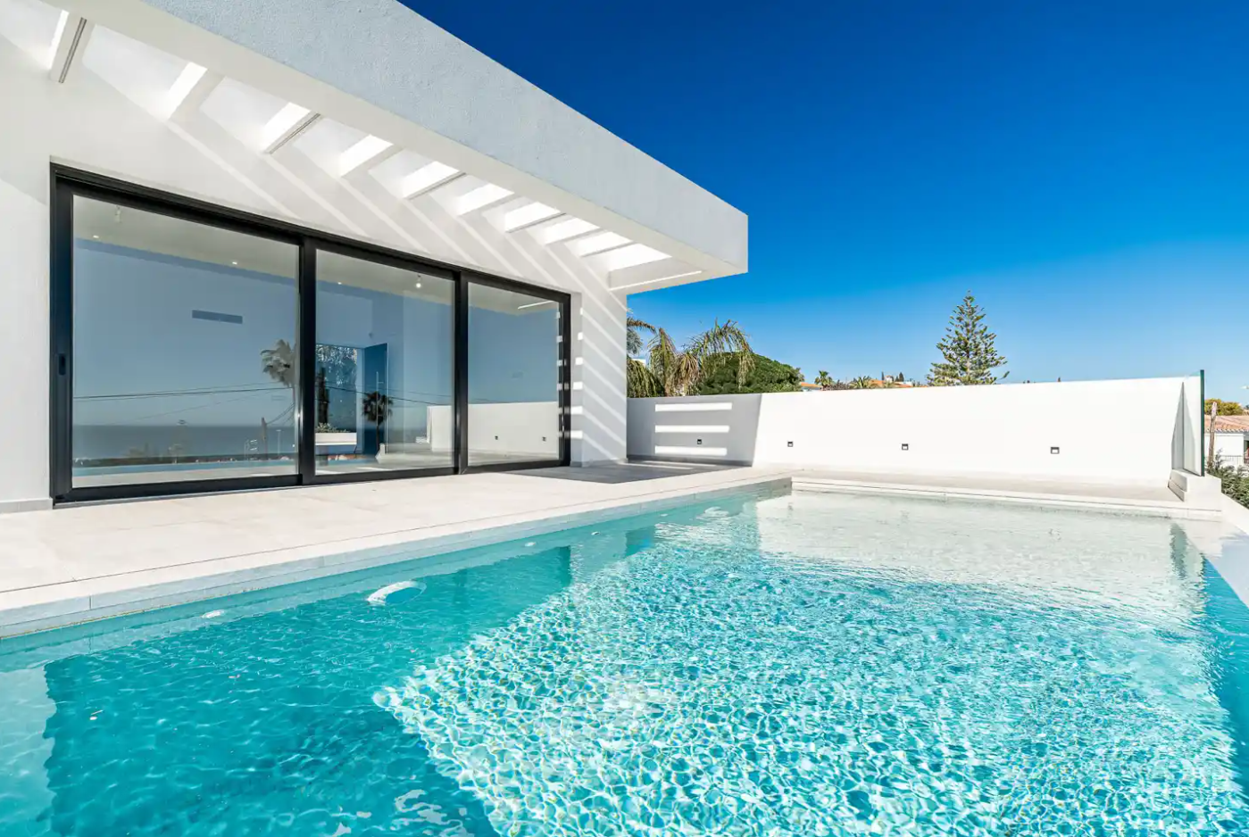 Casa de 5 Dormitorios en venta en Mijas