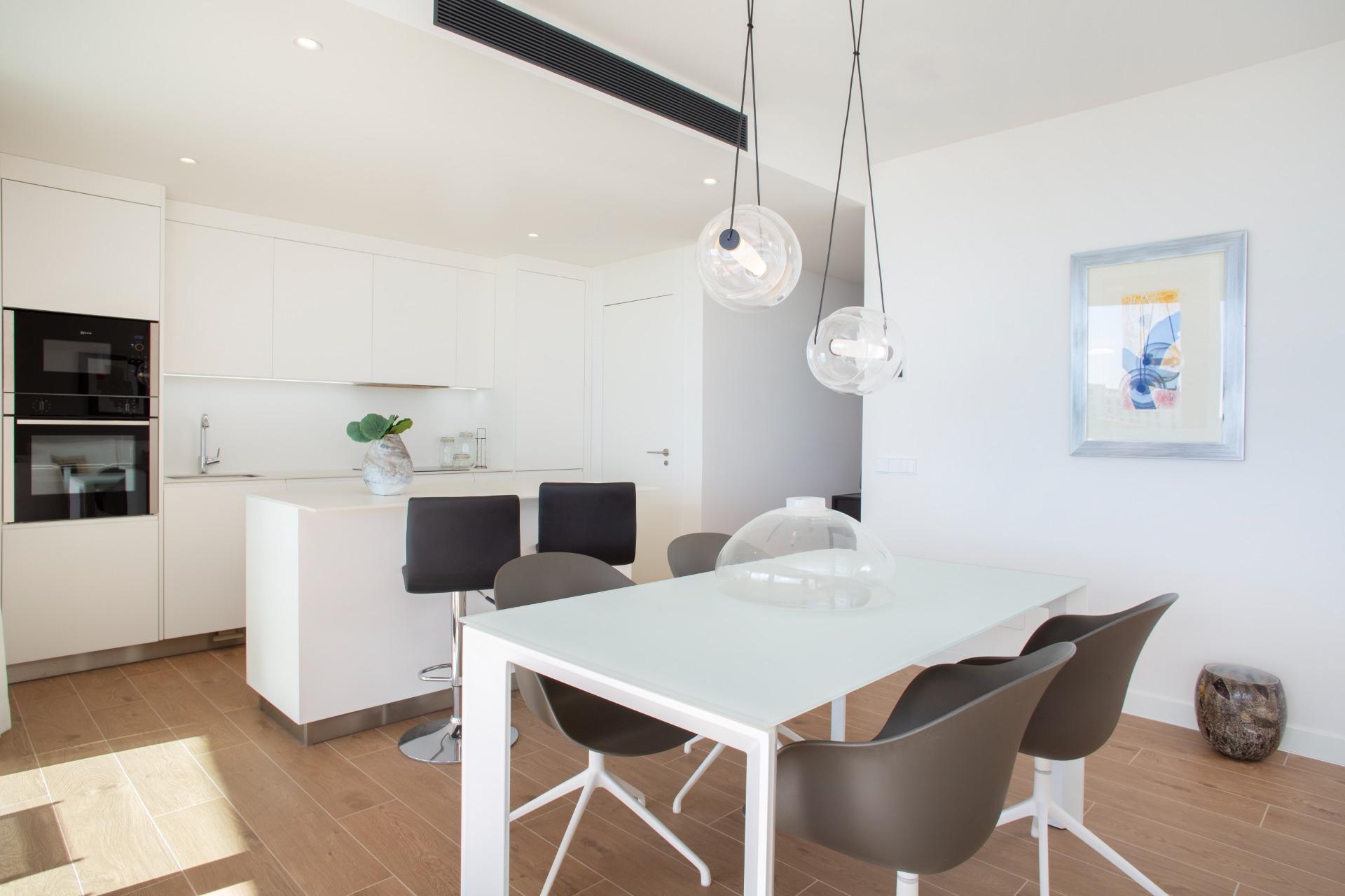 2 Bed - Apartment for Sale in Benalmadena Costa